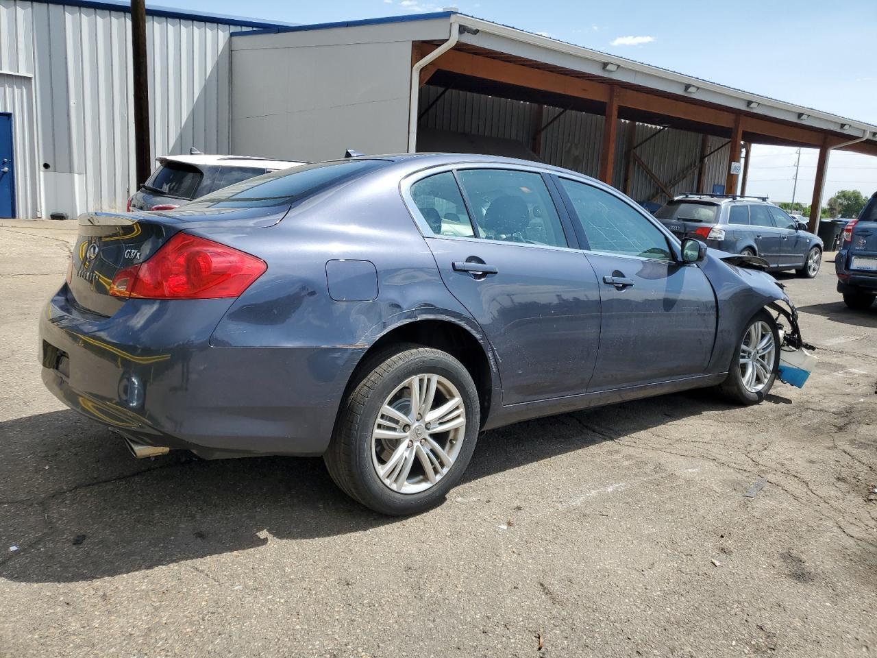 2010 INFINITI G37