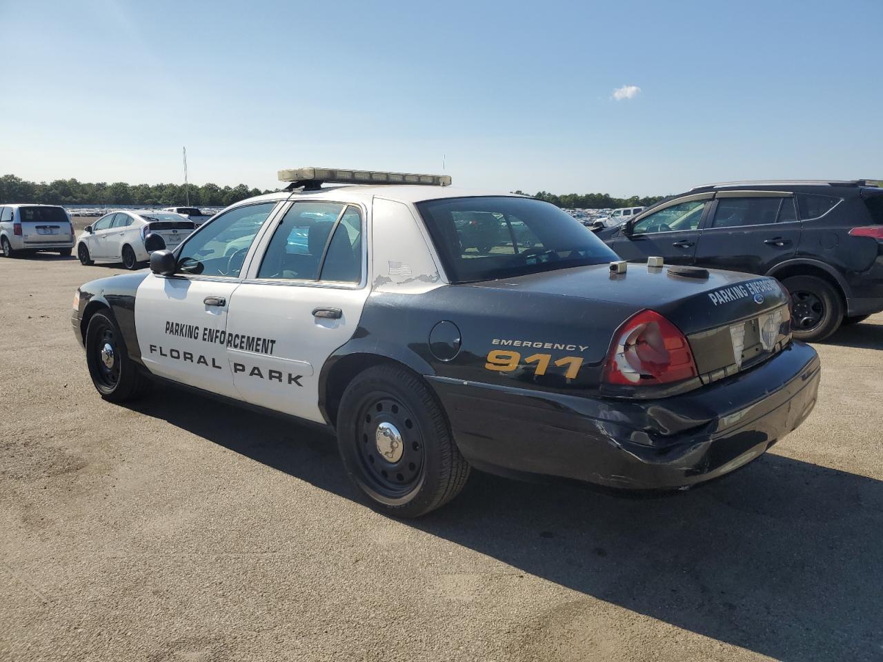 2008 FORD Crown Victoria