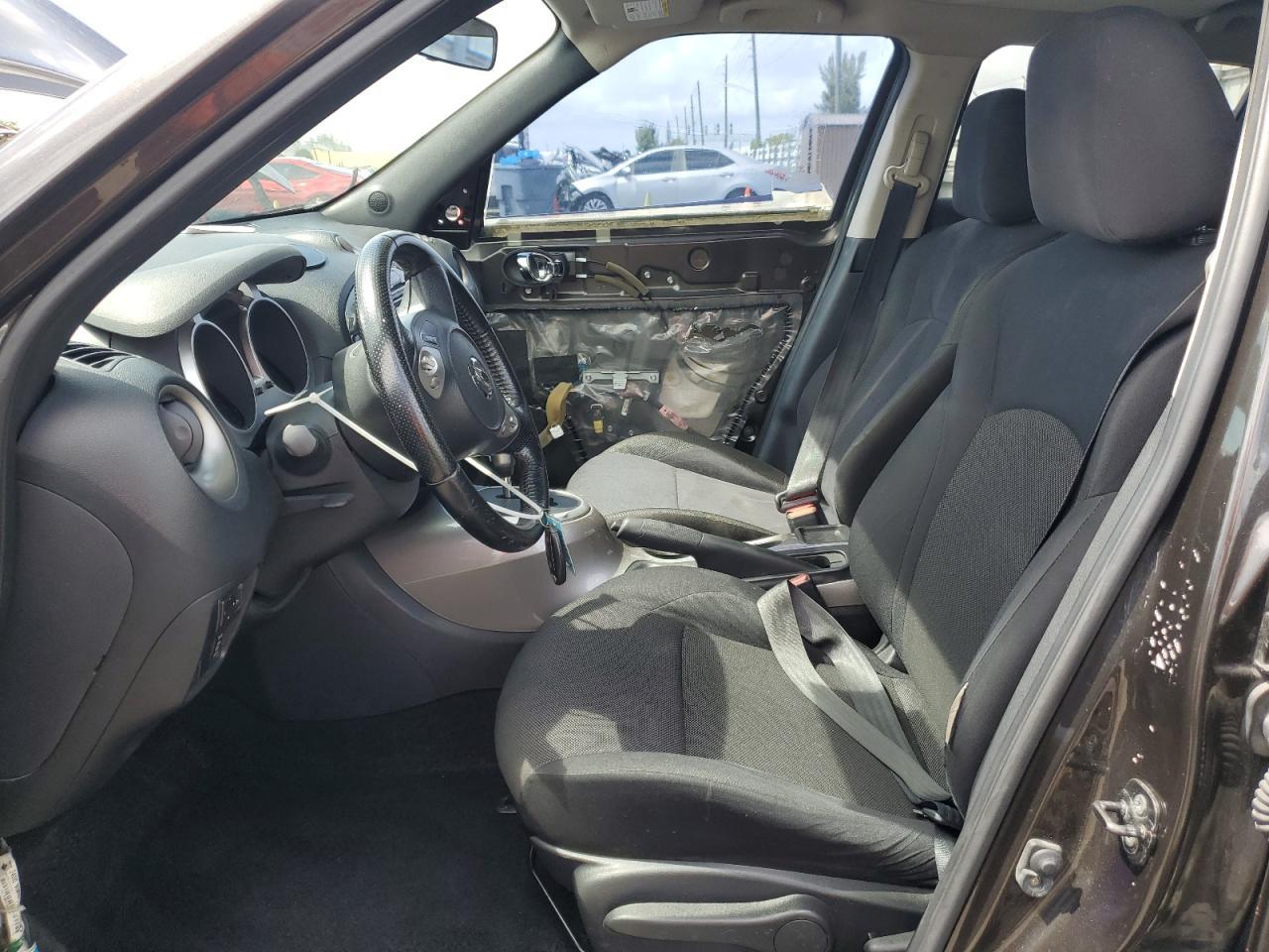 2011 NISSAN Juke