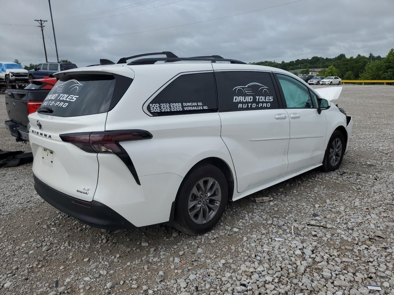 2024 TOYOTA SIENNA