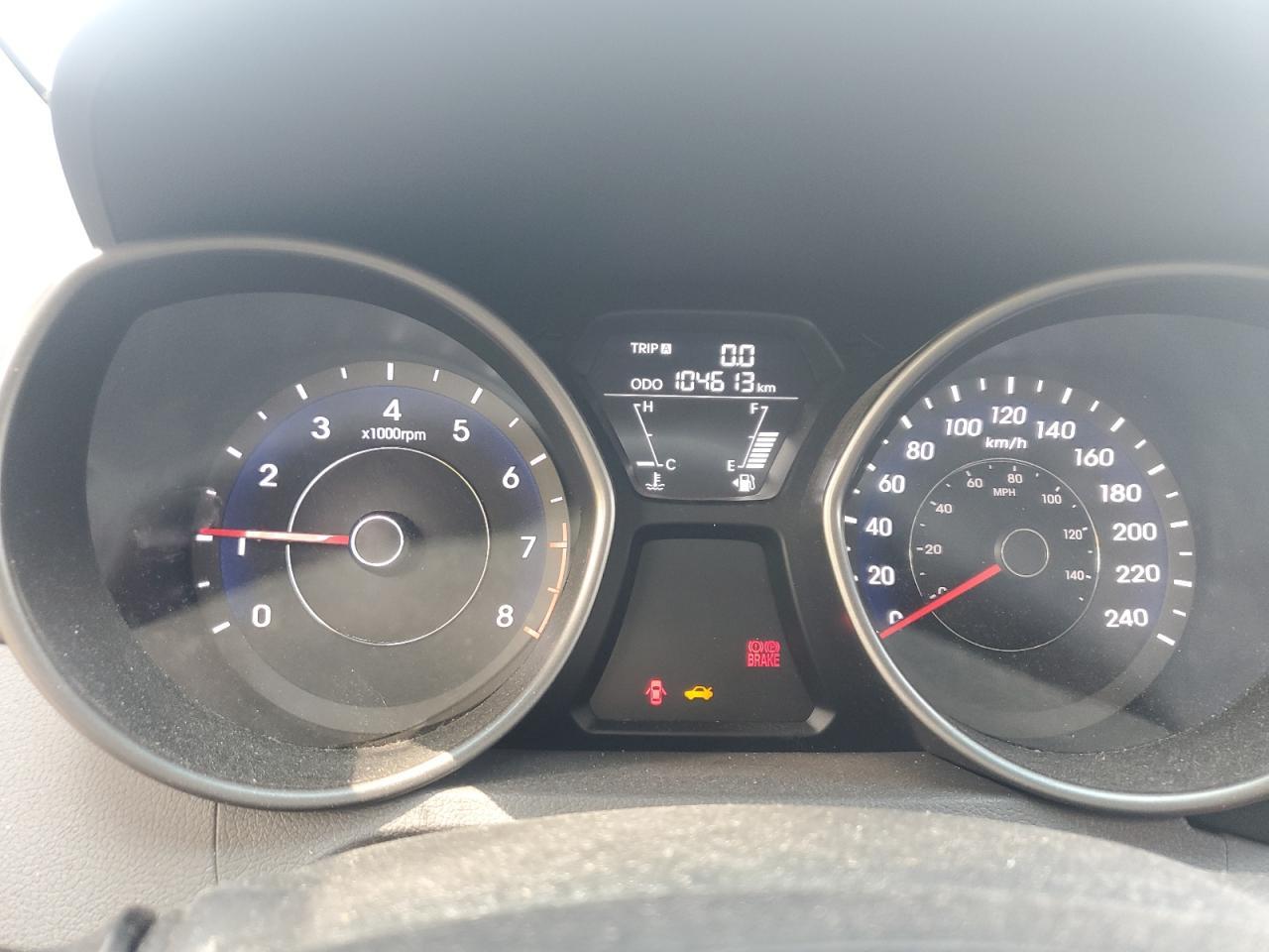 2012 HYUNDAI ELANTRA