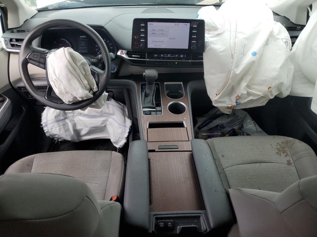 2024 TOYOTA SIENNA
