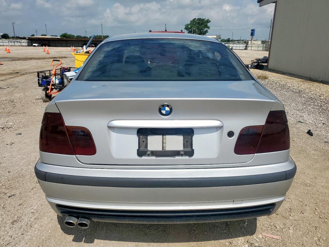 2004 BMW 3 SERIES