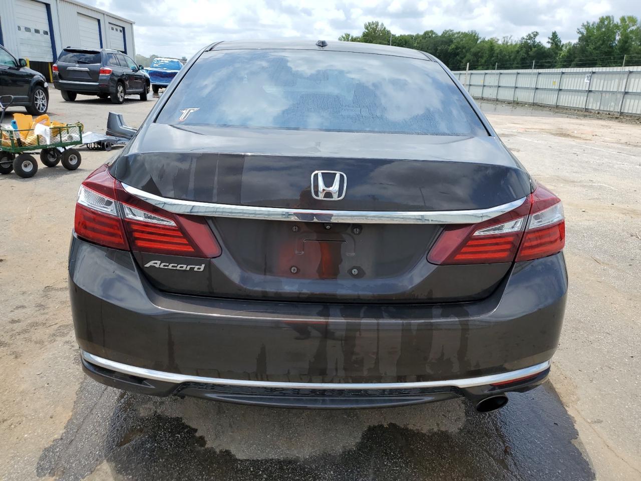 2016 HONDA ACCORD