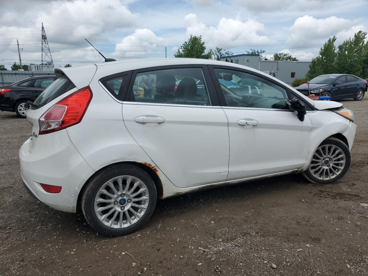 2015 FORD Fiesta