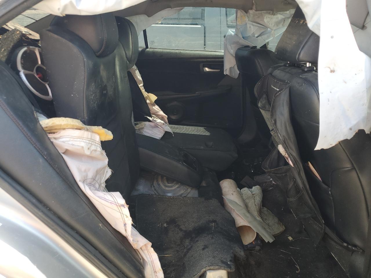 2016 TOYOTA CAMRY