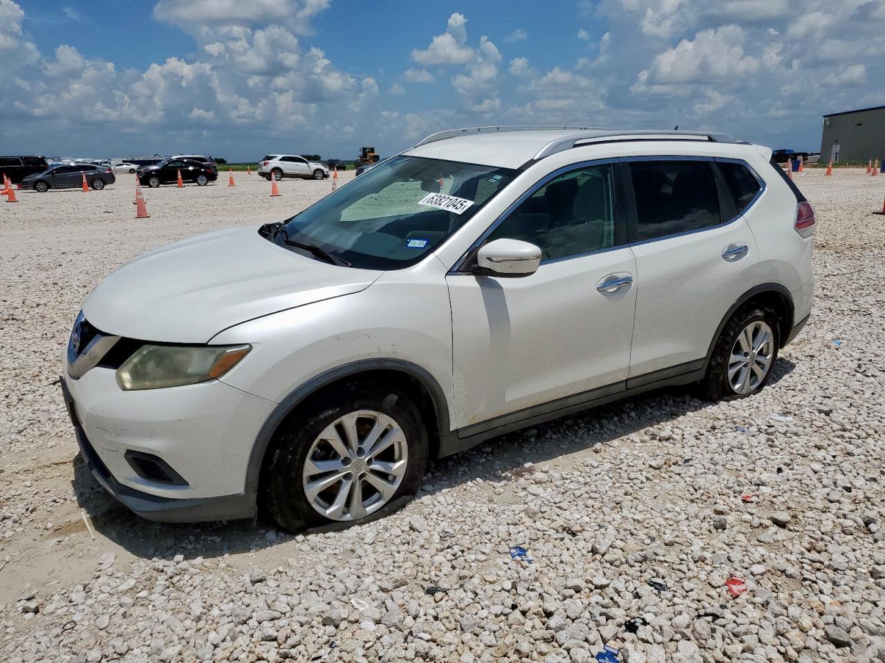 2015 NISSAN ROGUE