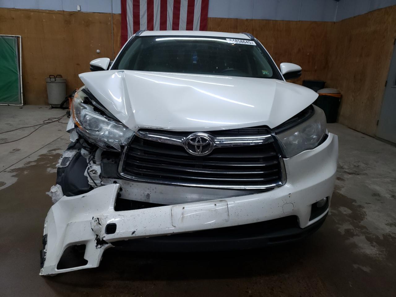 2016 TOYOTA HIGHLANDER