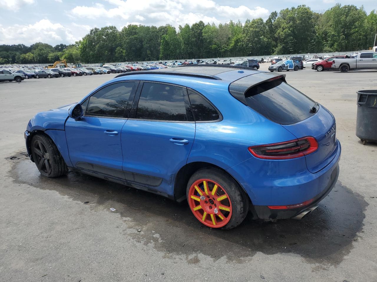 2015 PORSCHE Macan