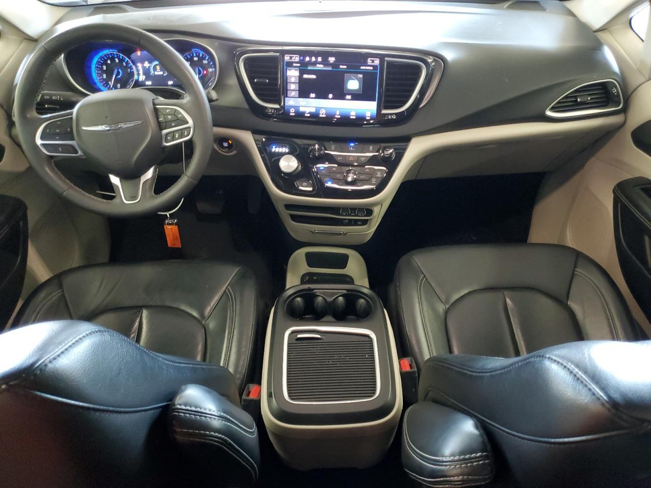 2022 CHRYSLER Pacifica