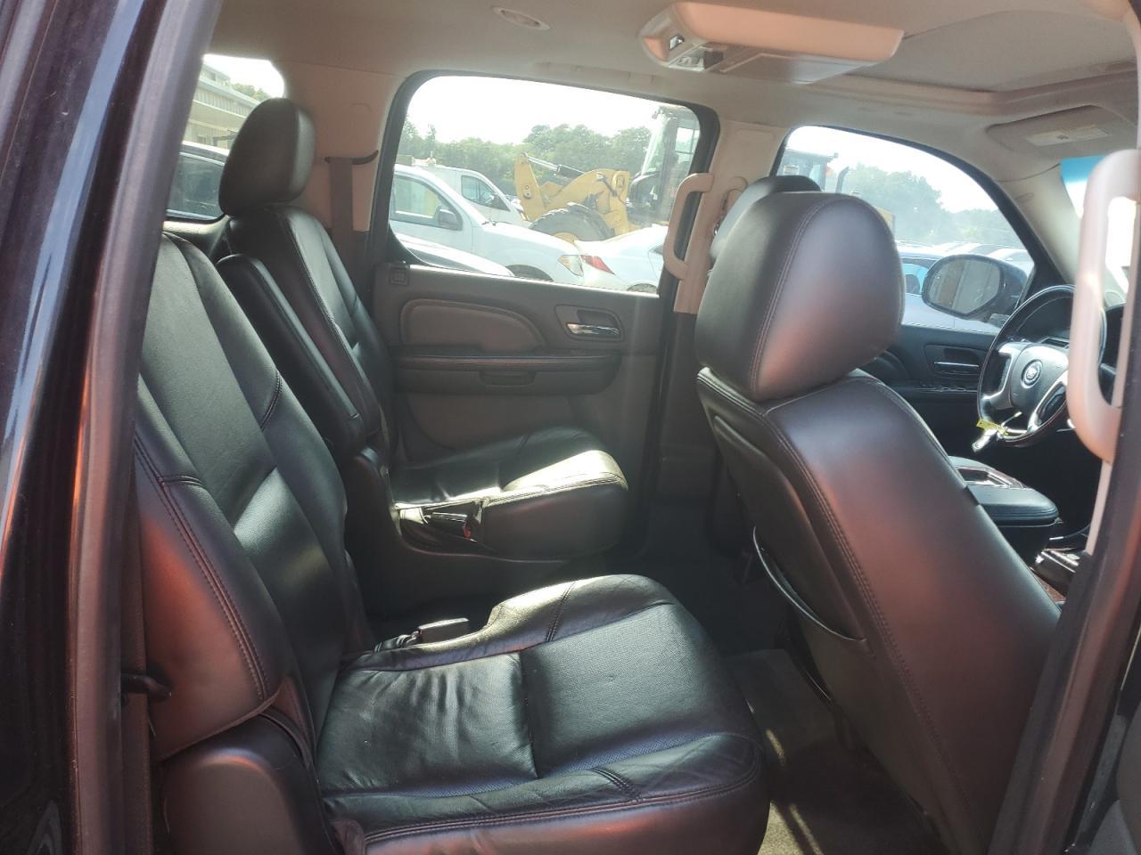 2013 CADILLAC ESCALADE
