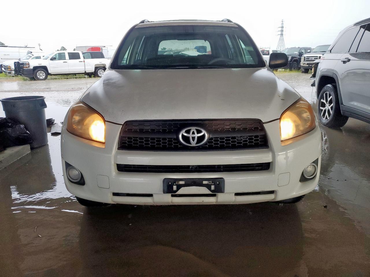 2009 TOYOTA RAV4