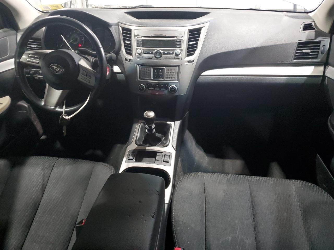 2010 SUBARU Outback