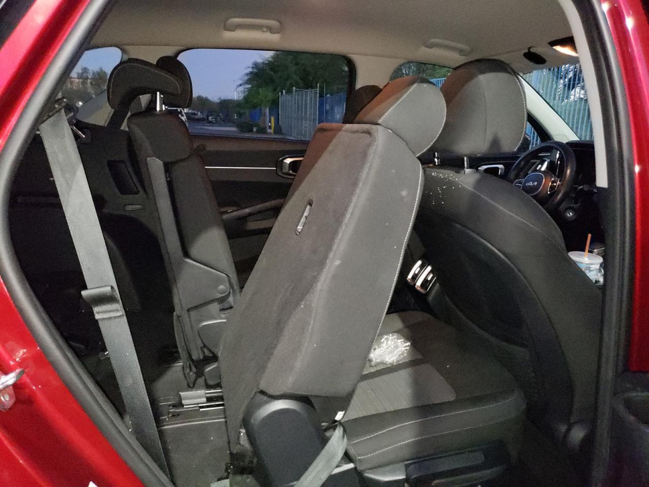 2022 KIA SORENTO
