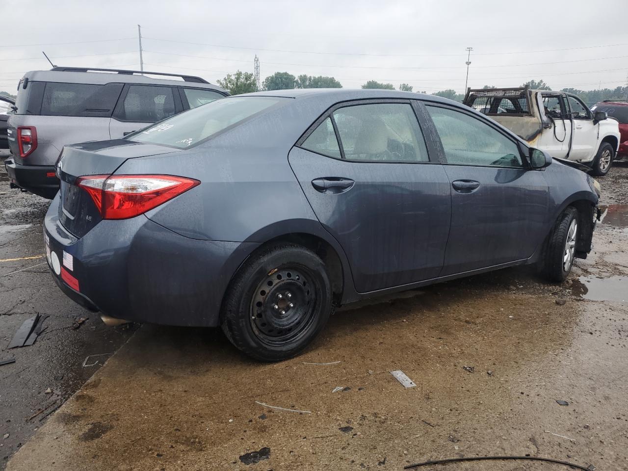 2015 TOYOTA COROLLA