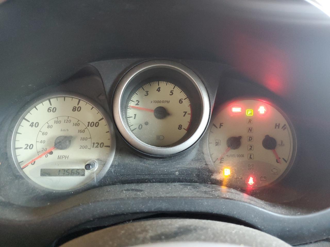 2002 TOYOTA RAV4