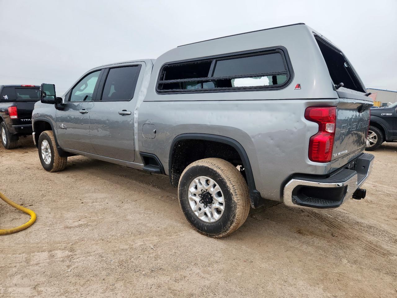 2025 CHEVROLET Silverado