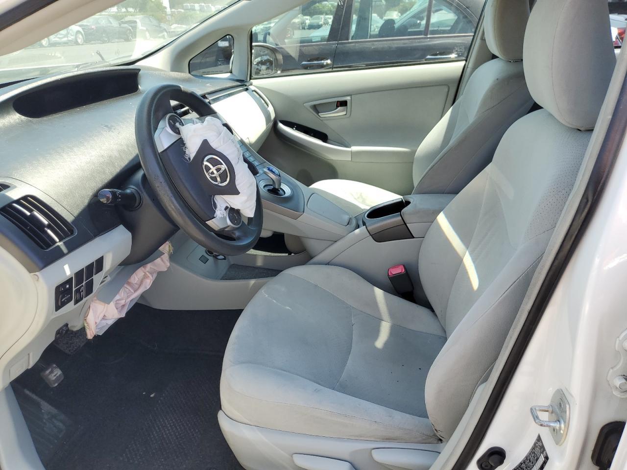 2012 TOYOTA PRIUS