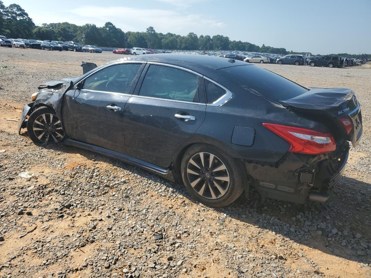 2017 NISSAN ALTIMA