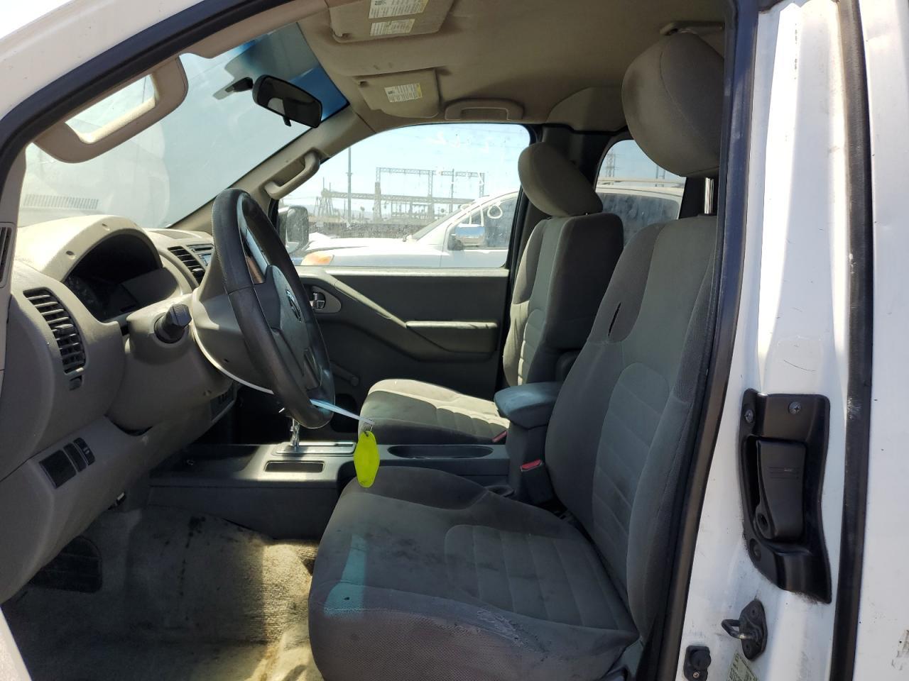 2012 NISSAN Frontier