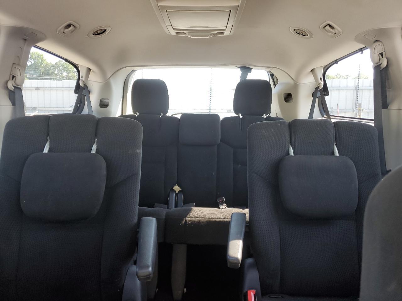 2015 CHRYSLER Town & Country