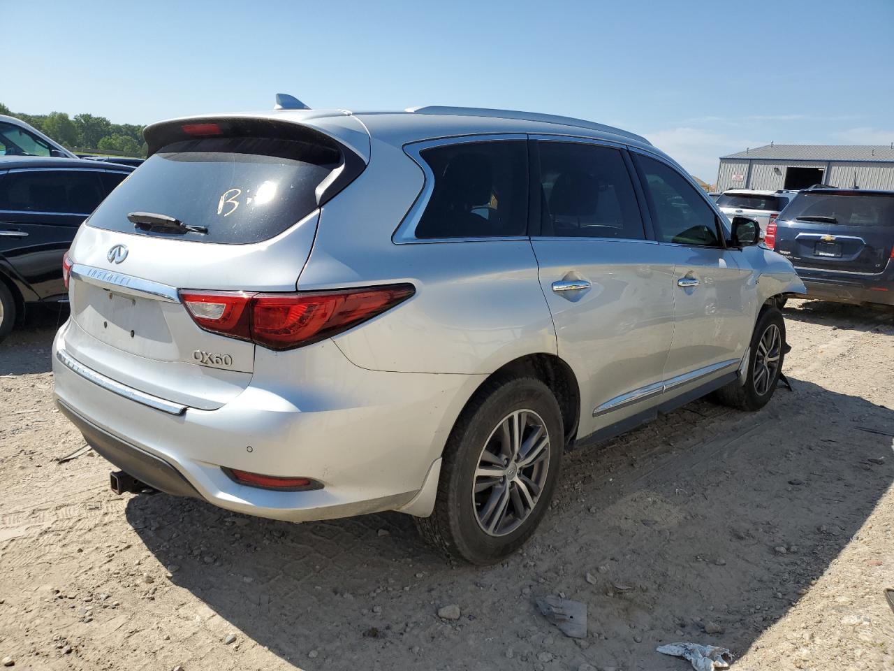 2016 INFINITI QX60