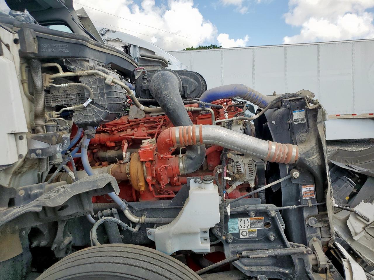 2024 KENWORTH T680