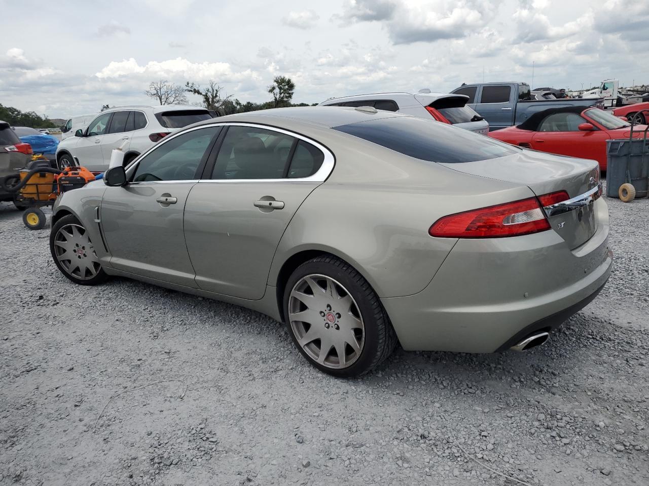2011 JAGUAR XF