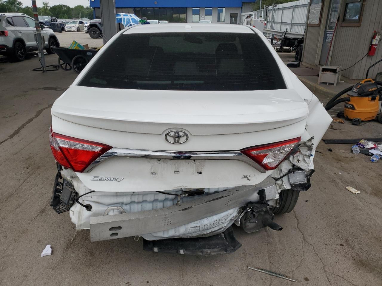 2015 TOYOTA CAMRY