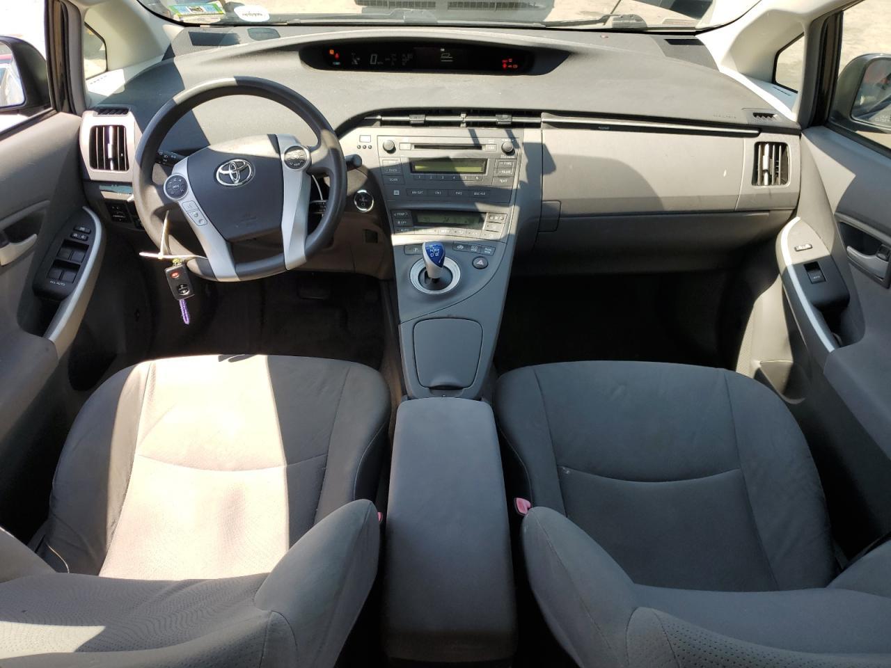 2010 TOYOTA PRIUS