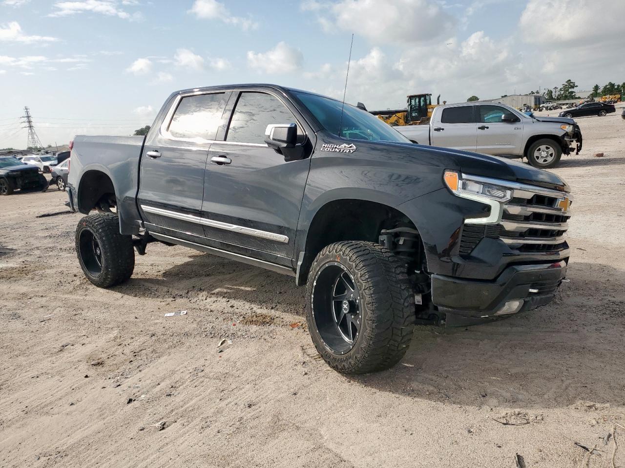 2023 CHEVROLET Silverado