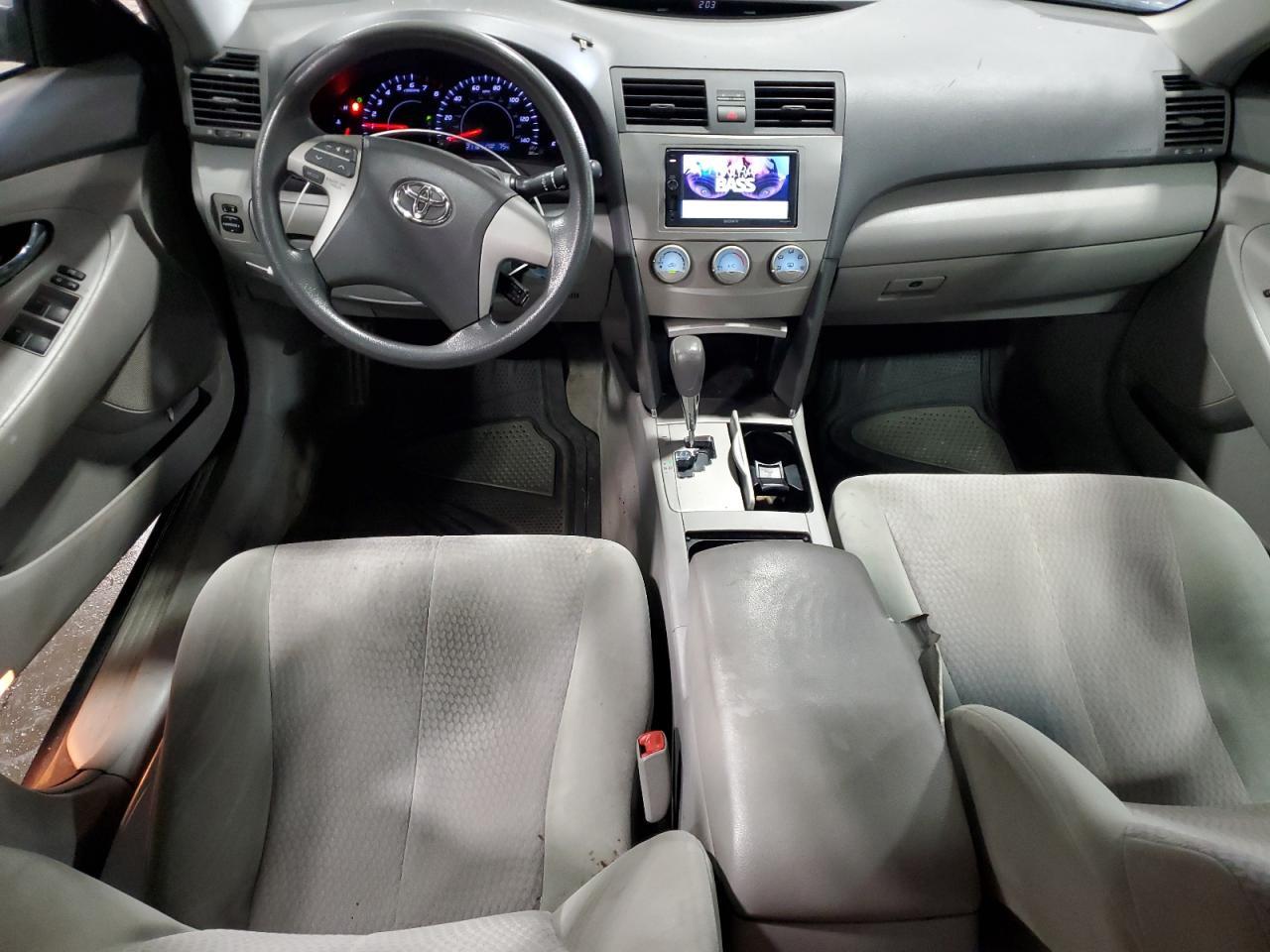 2010 TOYOTA CAMRY