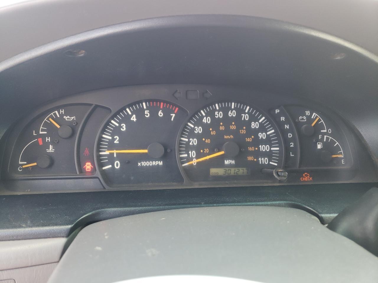 2001 TOYOTA TUNDRA