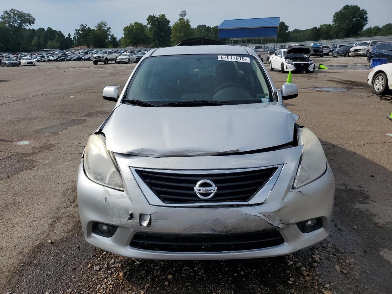 2012 NISSAN VERSA