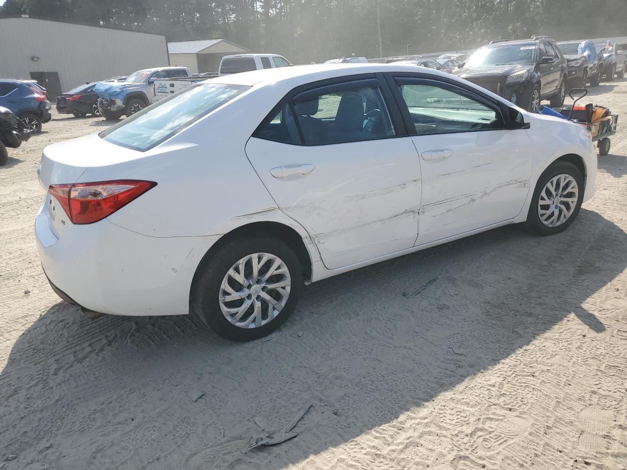2018 TOYOTA COROLLA