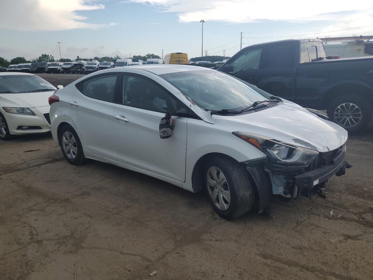 2016 HYUNDAI ELANTRA