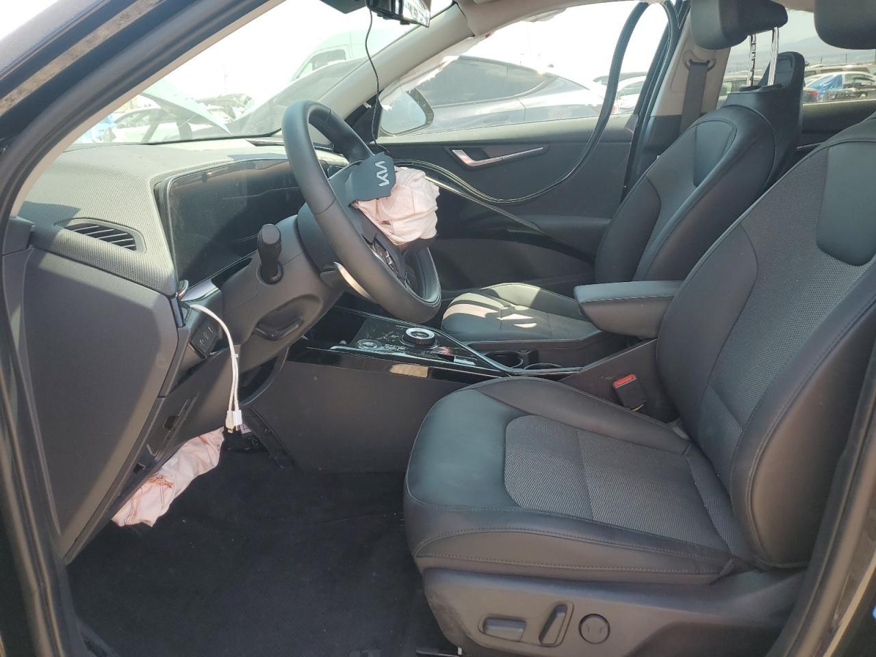 2025 KIA Niro
