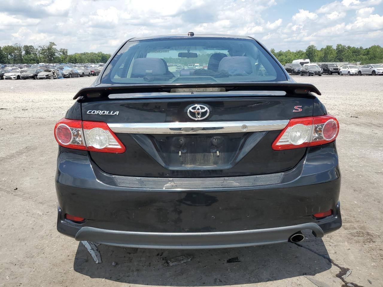 2011 TOYOTA COROLLA