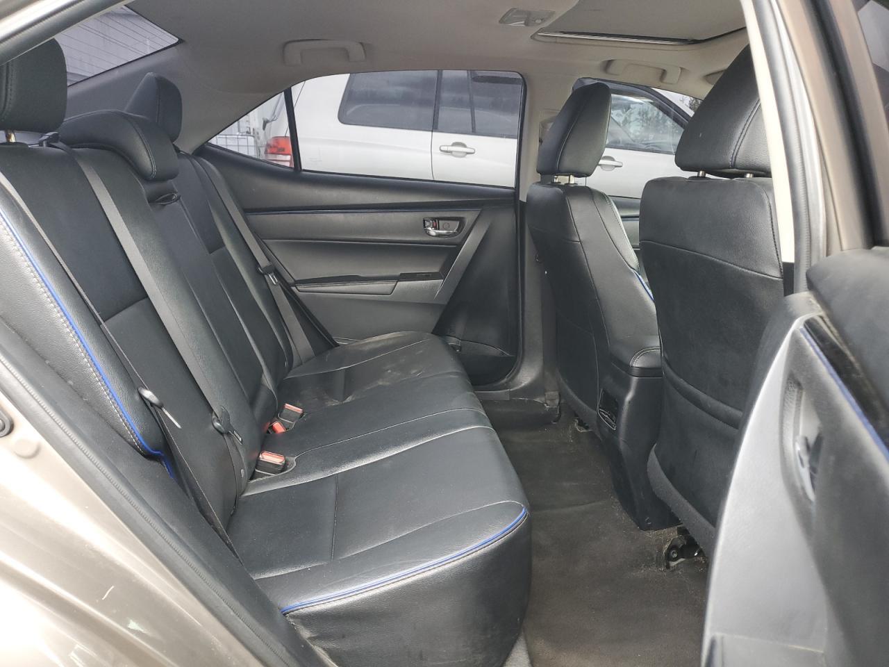 2017 TOYOTA COROLLA
