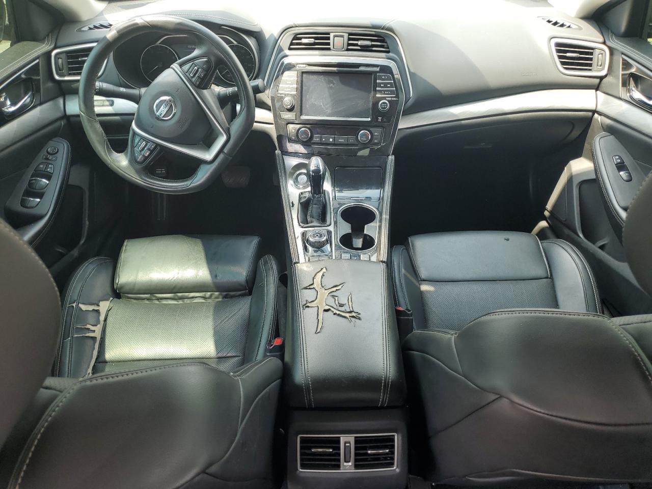 2018 NISSAN Maxima