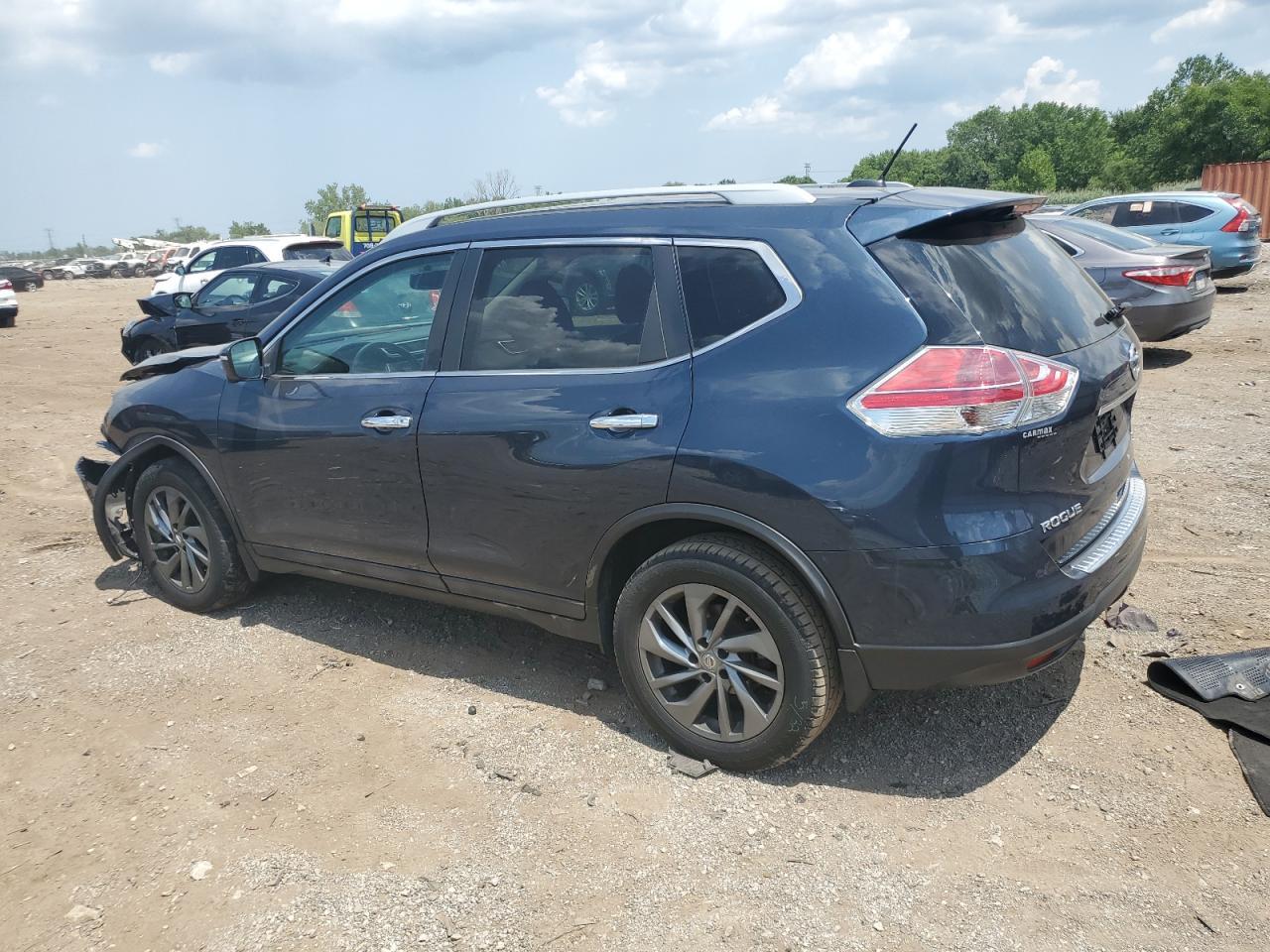 2015 NISSAN ROGUE