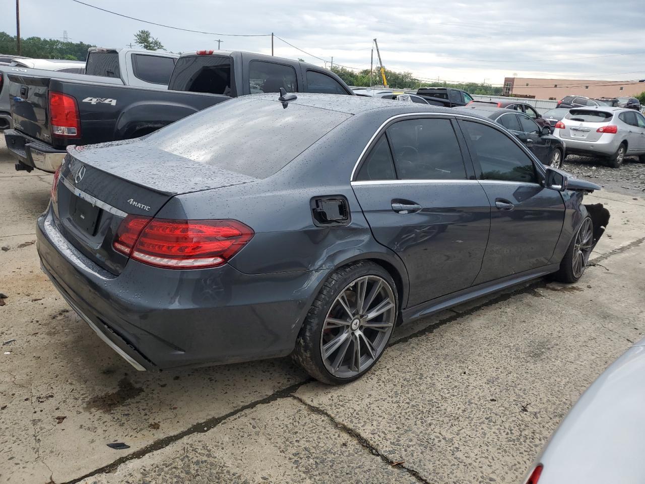 2016 MERCEDES-BENZ E-Class