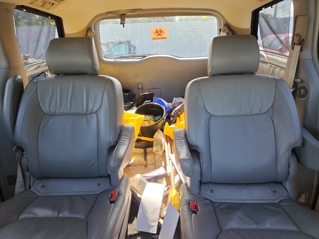 2007 TOYOTA SIENNA