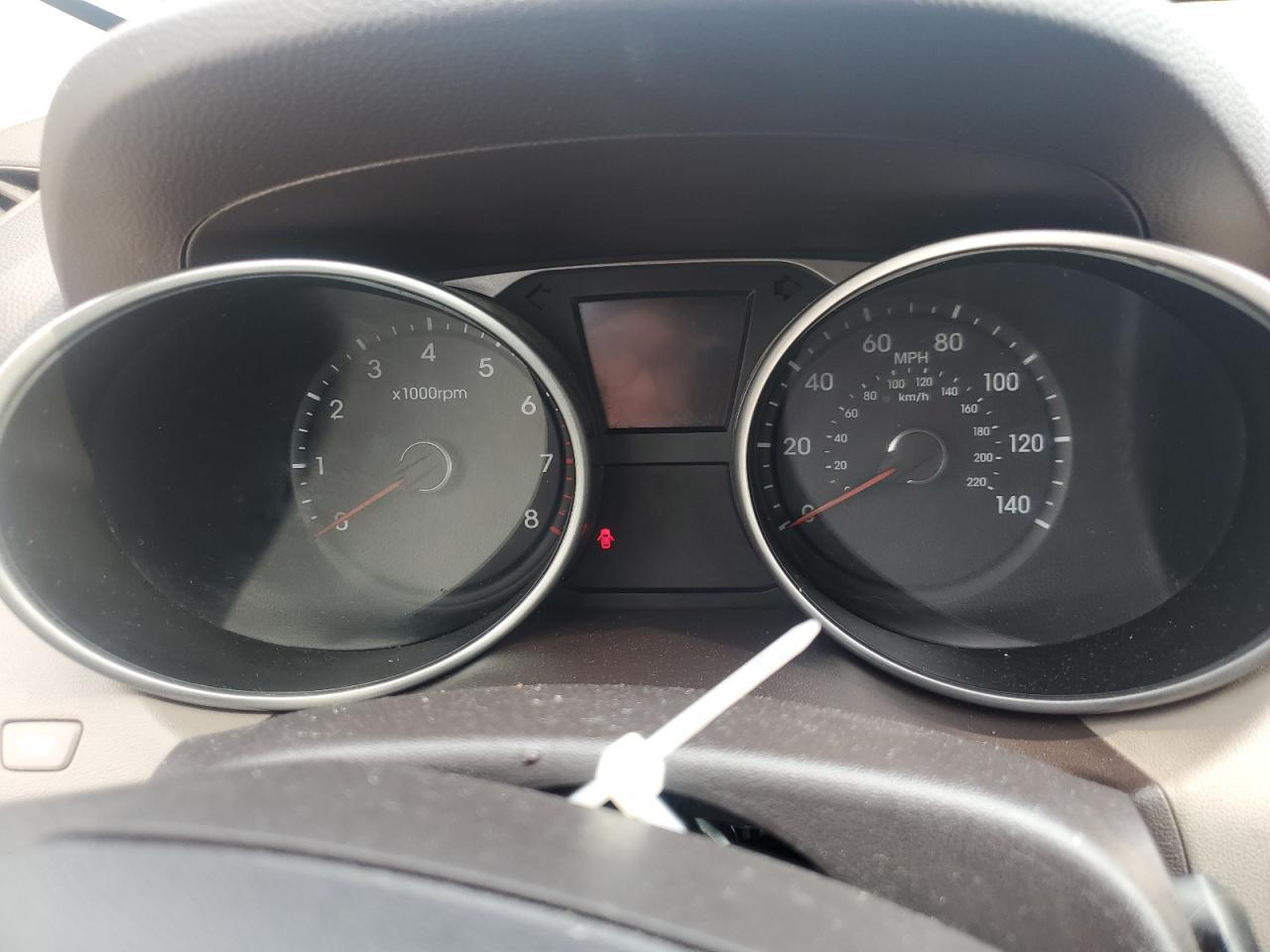 2010 HYUNDAI TUCSON