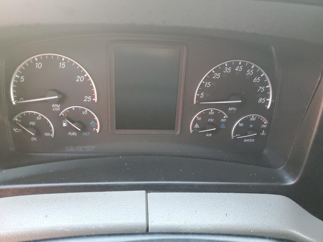 2021 FREIGHTLINER CASCADIA 126