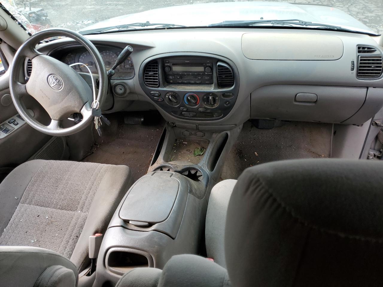 2004 TOYOTA TUNDRA
