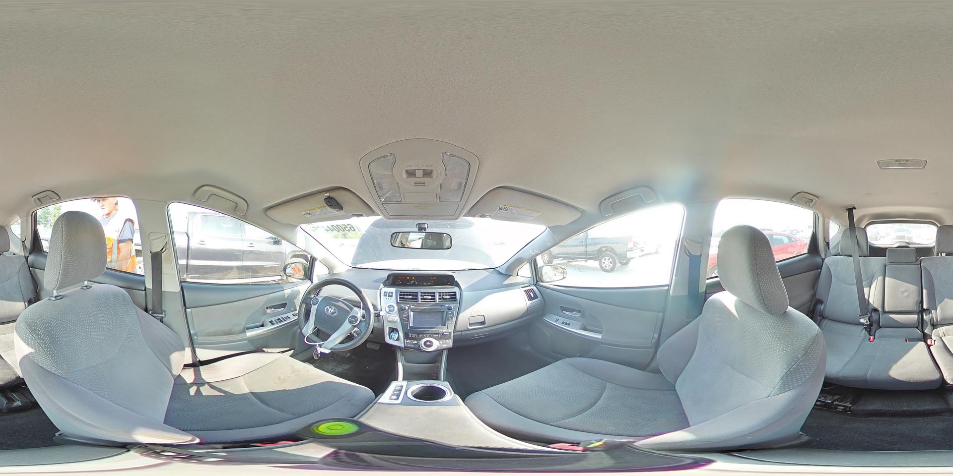 2012 TOYOTA PRIUS V