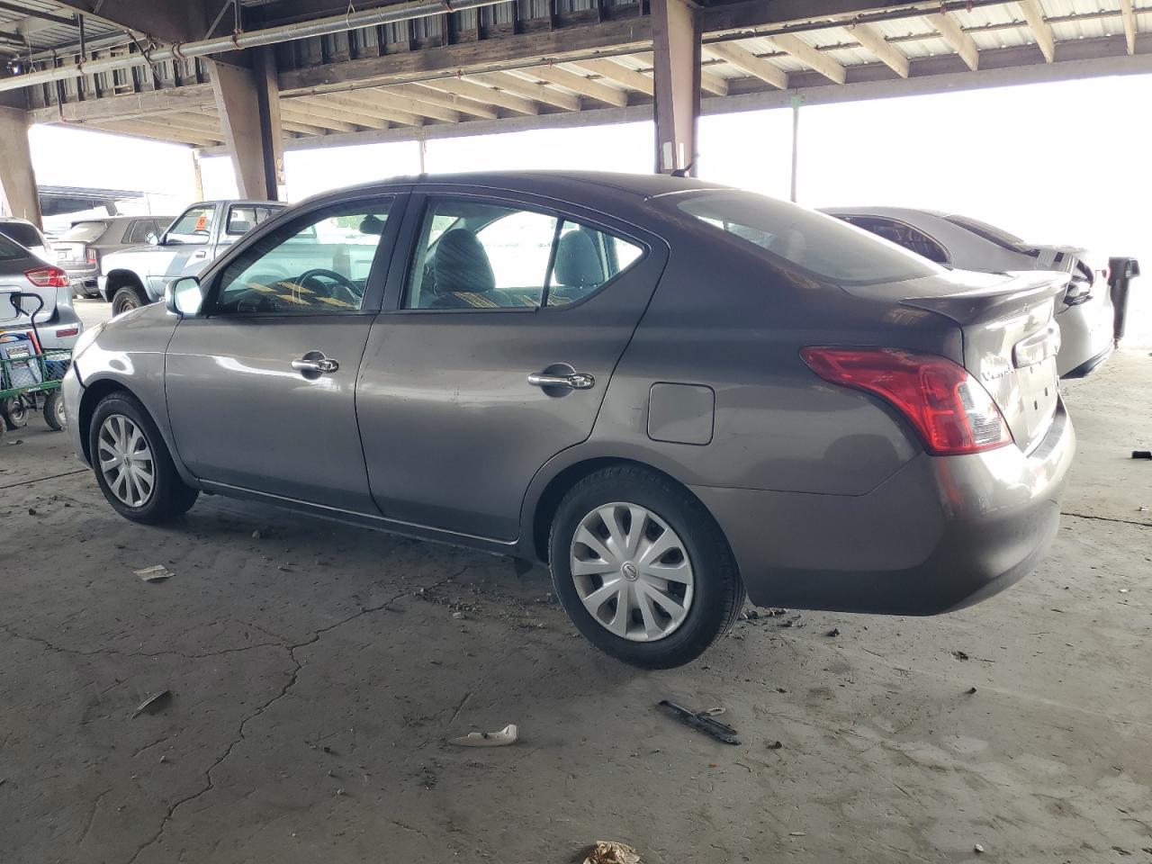 2014 NISSAN VERSA
