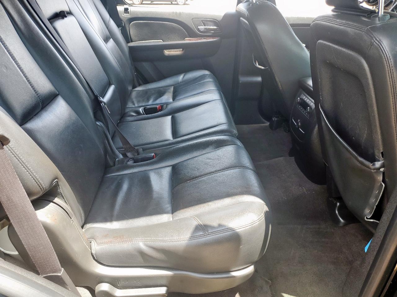 2014 CHEVROLET Tahoe