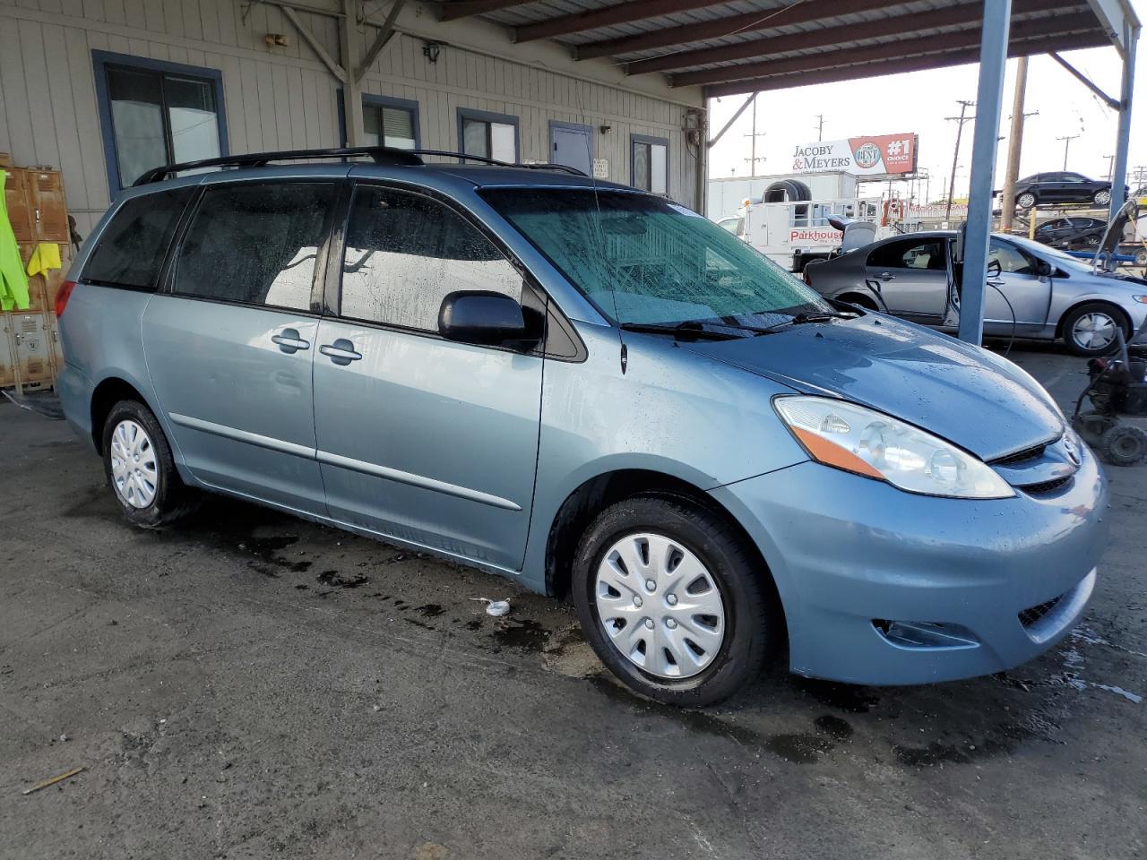 2008 TOYOTA SIENNA
